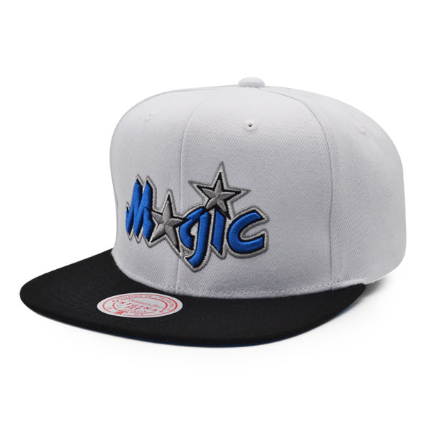 Orlando Magic Mitchell & Ness CLASSIC 2Tone Snapback Hat - White/Black