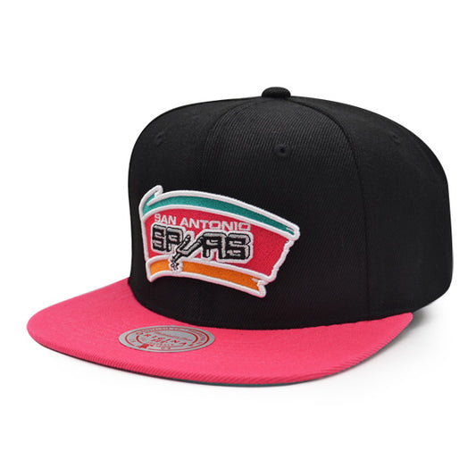 San Antonio Spurs Mitchell & Ness CLASSIC 2Tone Snapback Hat - Black/Pink/Teal Bottom