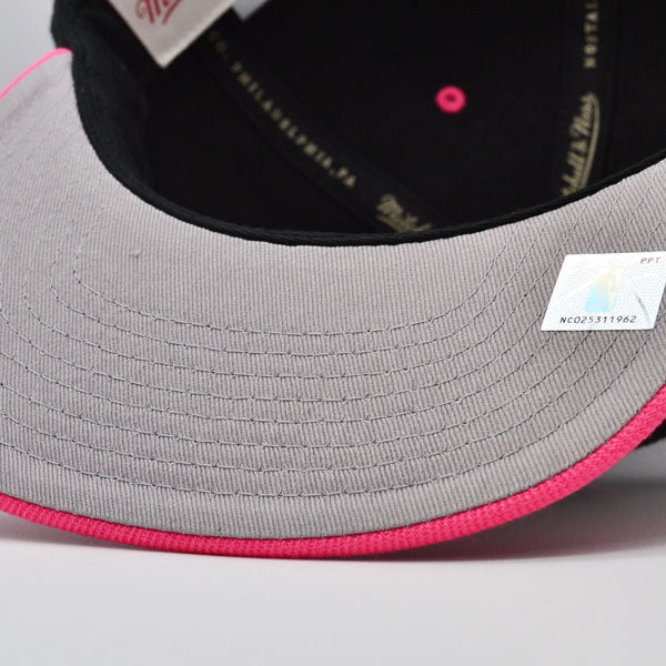 Washington Wizards NBA Mitchell & Ness MIAMI VICE Snapback Hat - Black/Pink