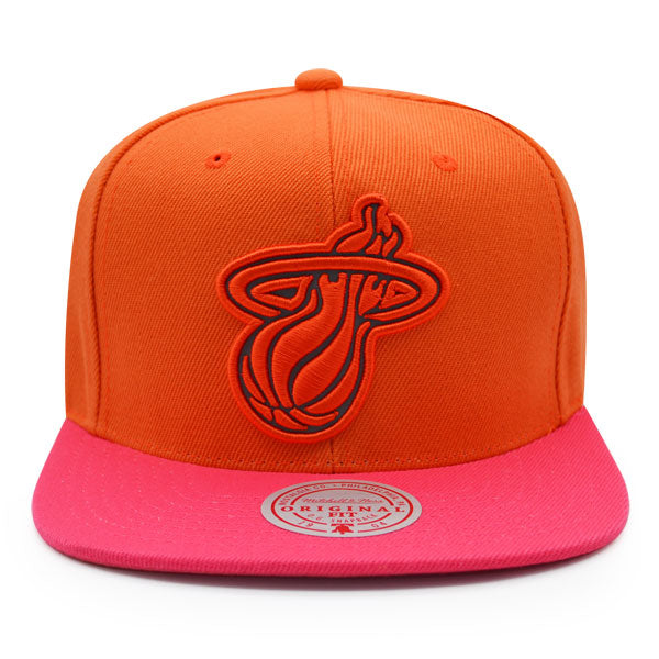 Miami Heat Mitchell & Ness NBA REFLECTIVE TIME Snapback Hat - Orange/Pink