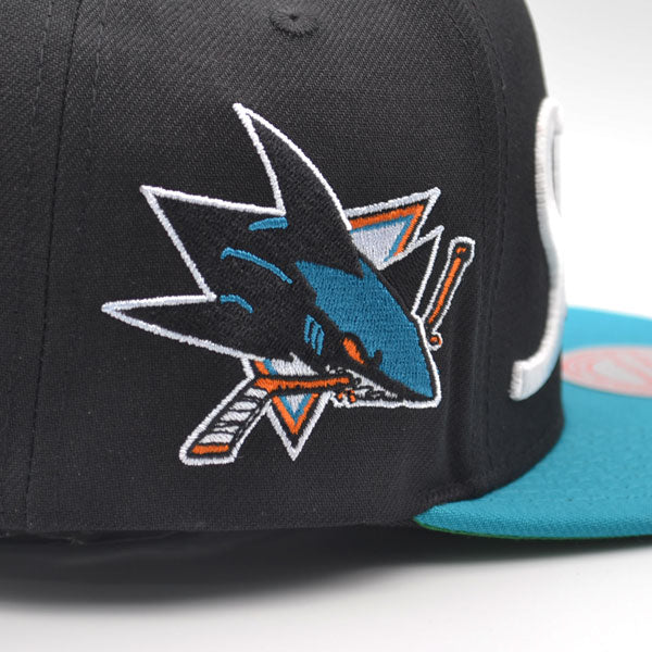 San Jose Sharks Mitchell & Ness NHL VINTAGE SCRIPT Snapback Adjustable Hat - Black/Teal