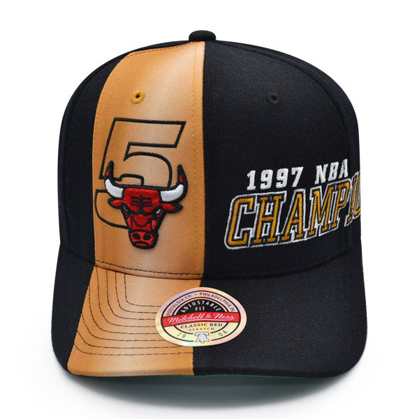 Jordan Days HWC Exclusive Mitchell & Ness Chicago Bulls 1997 NBA World Champions Locker Room Stretch Snapback Hat - Black/Gold