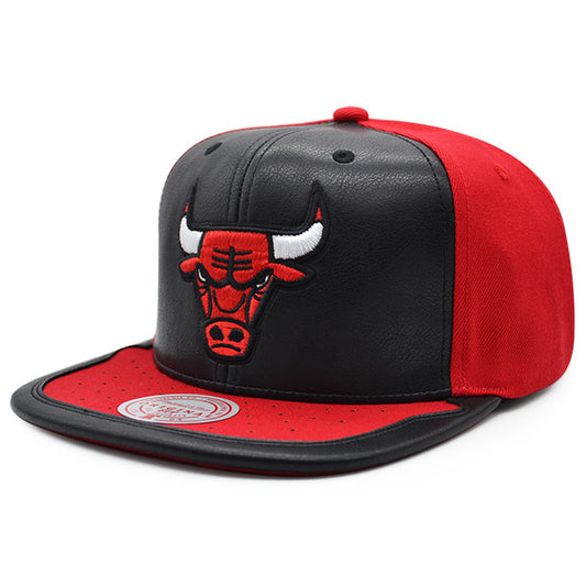 Chicago Bulls Air Jordan DAY ONE Snapback Mitchell & Ness NBA Hat - Black/Red
