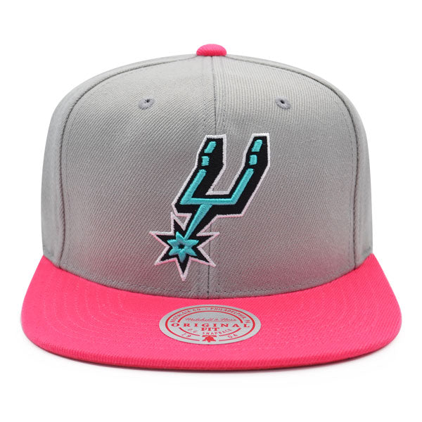 San Antonio Spurs NBA Mitchell & Ness GRAY TIMES Snapback Hat - Gray/Pink