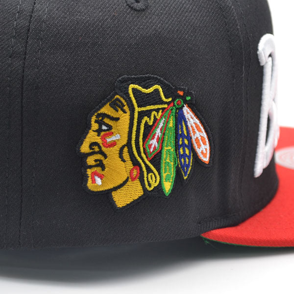 Chicago Blackhawks Mitchell & Ness NHL VINTAGE SCRIPT Snapback Adjustable Hat -Black/Red