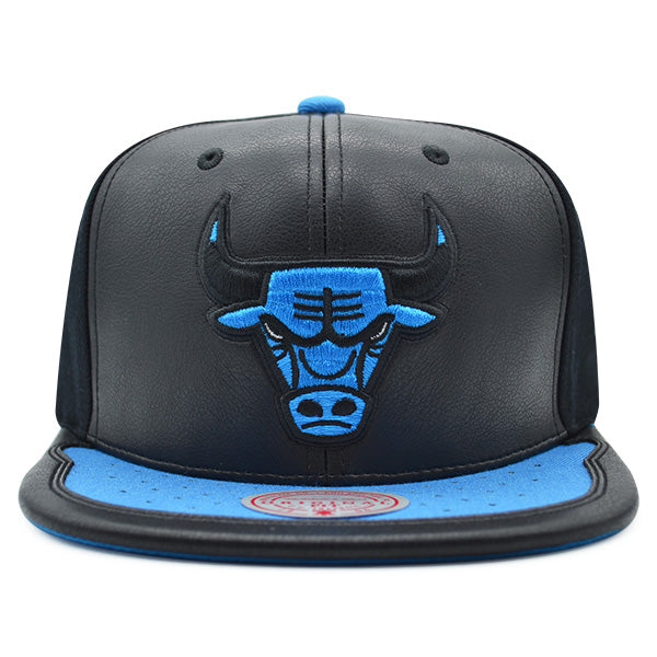 Chicago Bulls Air Jordan DAY ONE Snapback Mitchell & Ness NBA Hat - Black/Royal