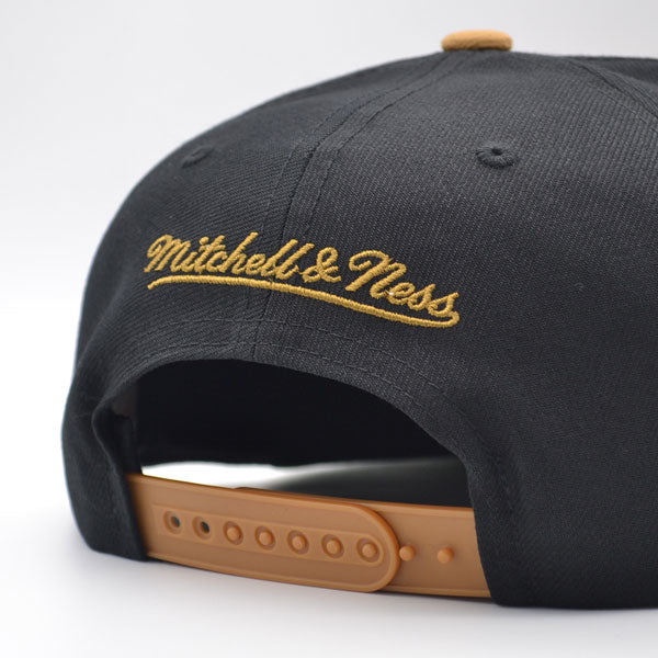 Vegas Golden Knights Mitchell & Ness NHL VINTAGE SCRIPT Snapback Adjustable Hat - Black/Bronze