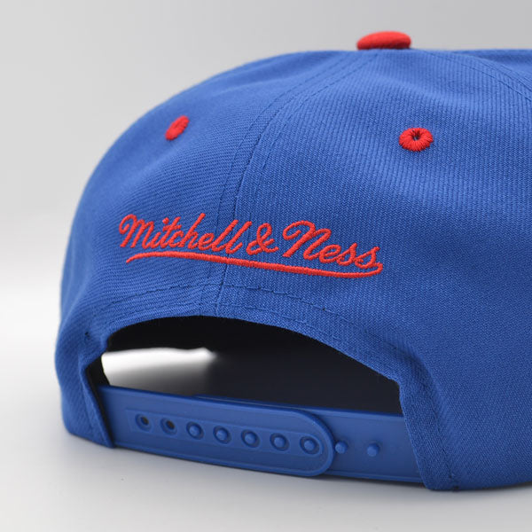Chicago Bulls NBA Mitchell & Ness CONCRETE EDGE Snapback Hat - Royal/Gray/Red
