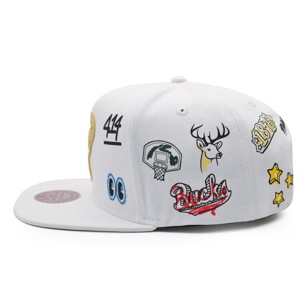 Milwaukee Bucks Mitchell & Ness HAND DRAWN Snapback Hat