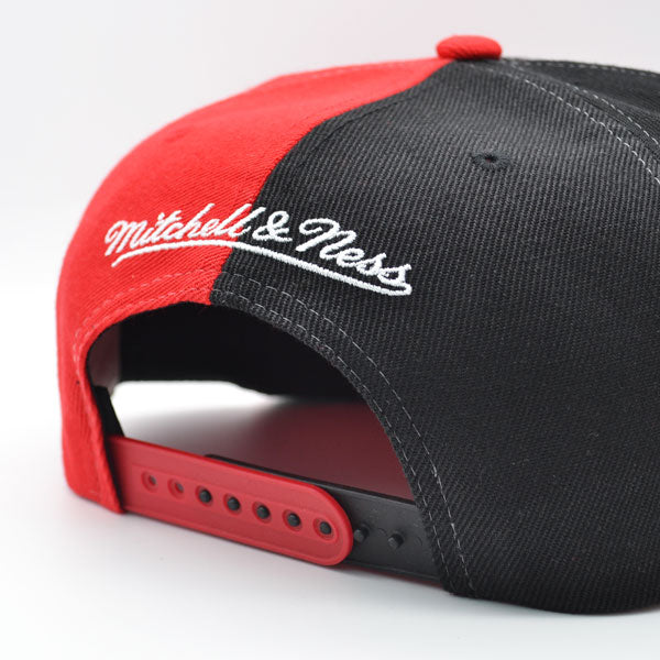 Chicago Bulls Mitchell & Ness DIAMOND CUT Snapback HWC Hat - Black/Red