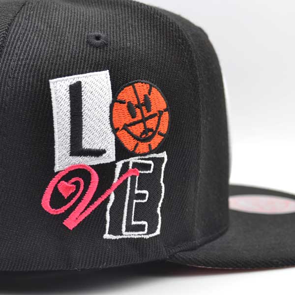 Brooklyn Nets Mitchell & Ness ALL LOVE Snapback Hat - Black/Pink Bottom