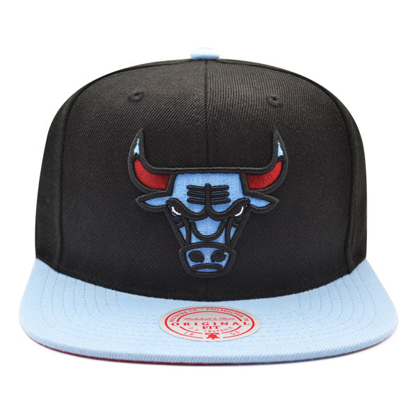 Chicago Bulls Mitchell & Ness RELOAD Snapback NBA Hat - Black/Sky/Red Bottom