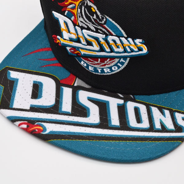 Detroit Pistons Mitchell & Ness SWINGMAN POP Snapback Hat - Black