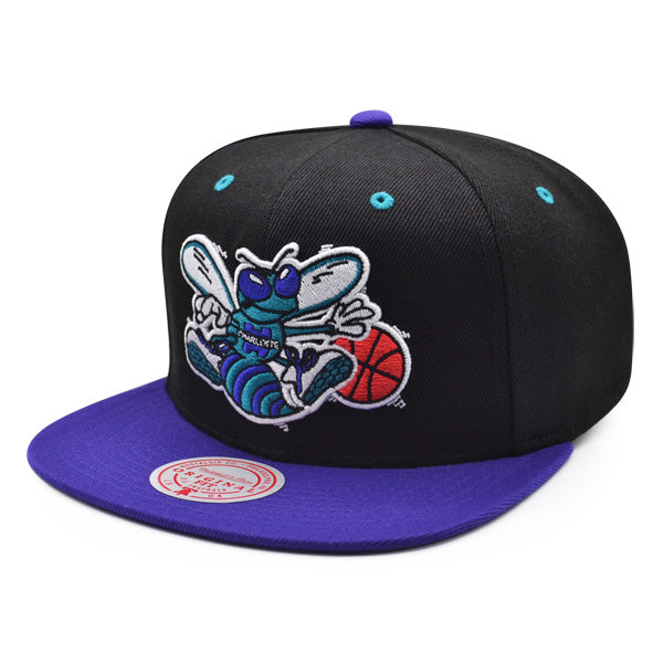 Charlotte Hornets Mitchell & Ness RELOAD Snapback NBA Hat - Black/Puple/Teal Bottom