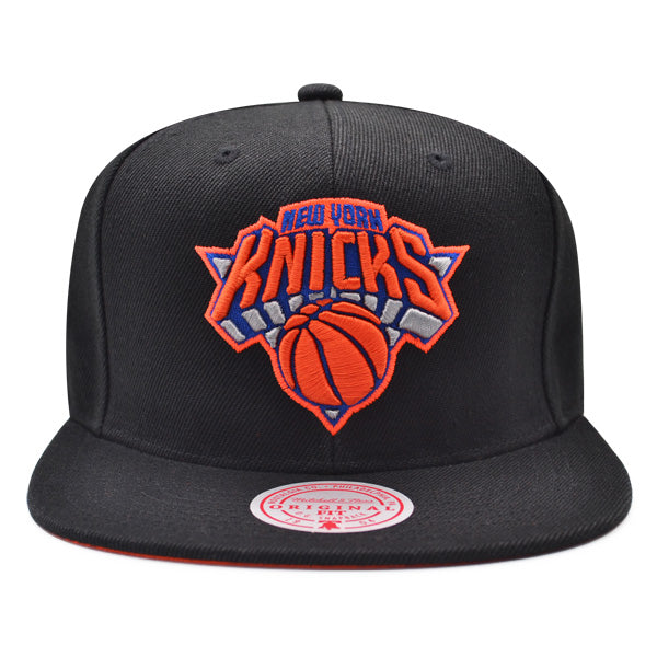 New York Knicks Mitchell & Ness HIGH LIGHT Snapback NBA Hat - Black/Neon Orange