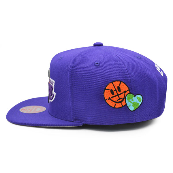 Los Angeles Lakers Mitchell & Ness NBA CITY LOVE Snapback Hat - Purple